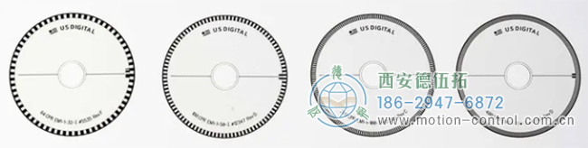 上圖顯示了四個(gè)具有不同行數(shù)的光電編碼器盤(pán)，可以觀(guān)察到行的密度不同。